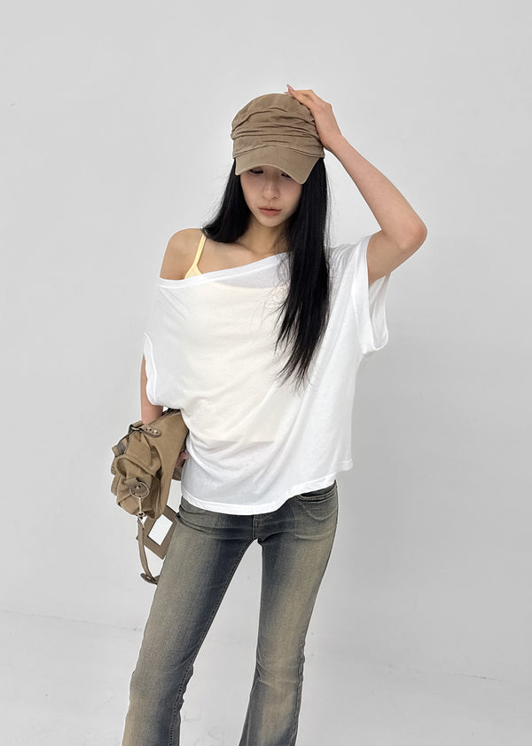 Rompu Loose Fit Off-shoulder Short Sleeve Tee
