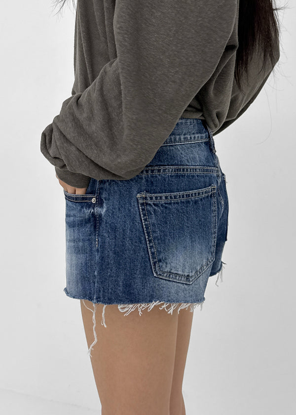 Mountain Low-waist Denim Shorts