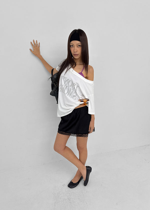 Compact Print Asymmetrical Off-shoulder Short Sleeve T-shirt