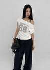 Diez Asymmetrical Off-shoulder Short Sleeve Tee