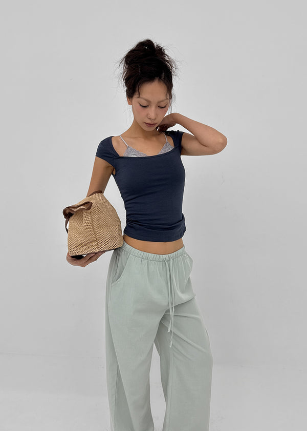 Ritse Lace Sleeveless (Built-in Cap)