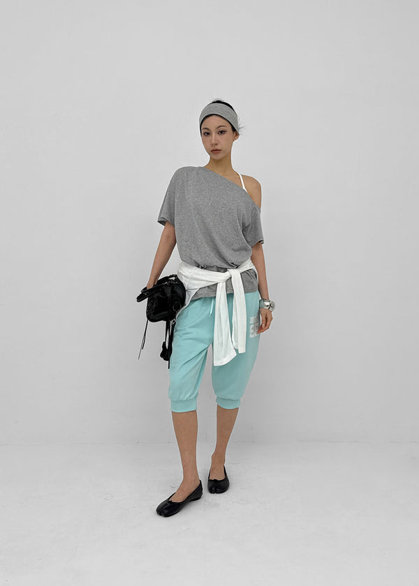 Sovereign Asymmetrical Off-shoulder Short Sleeve Tee