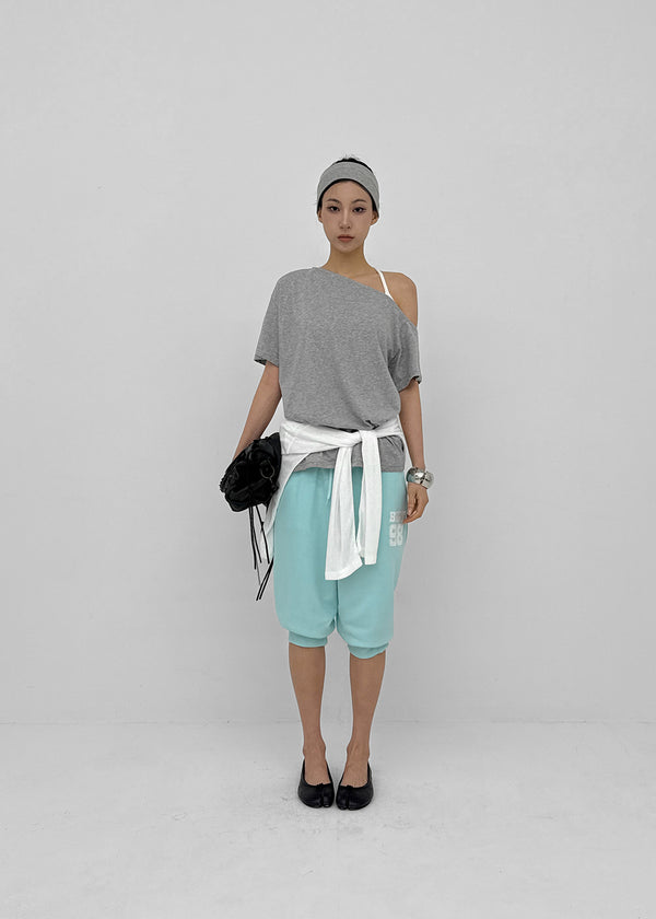 Sovereign Asymmetrical Off-shoulder Short Sleeve Tee