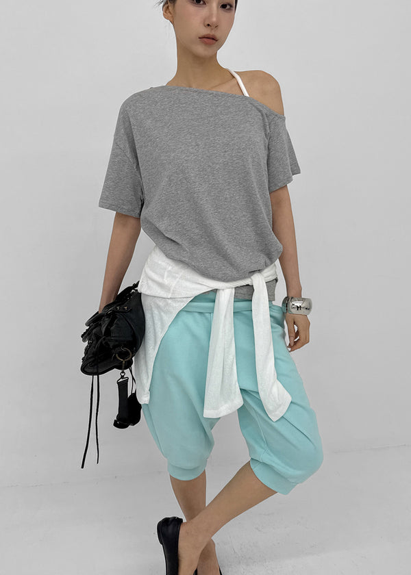 Sovereign Asymmetrical Off-shoulder Short Sleeve Tee