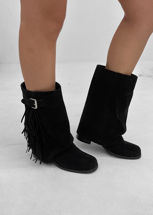 Melt Tassel Suede Mid-calf Boots