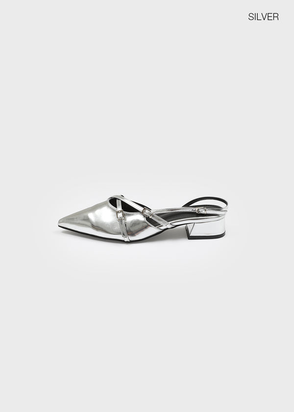 Punnian Buckle Stiletto