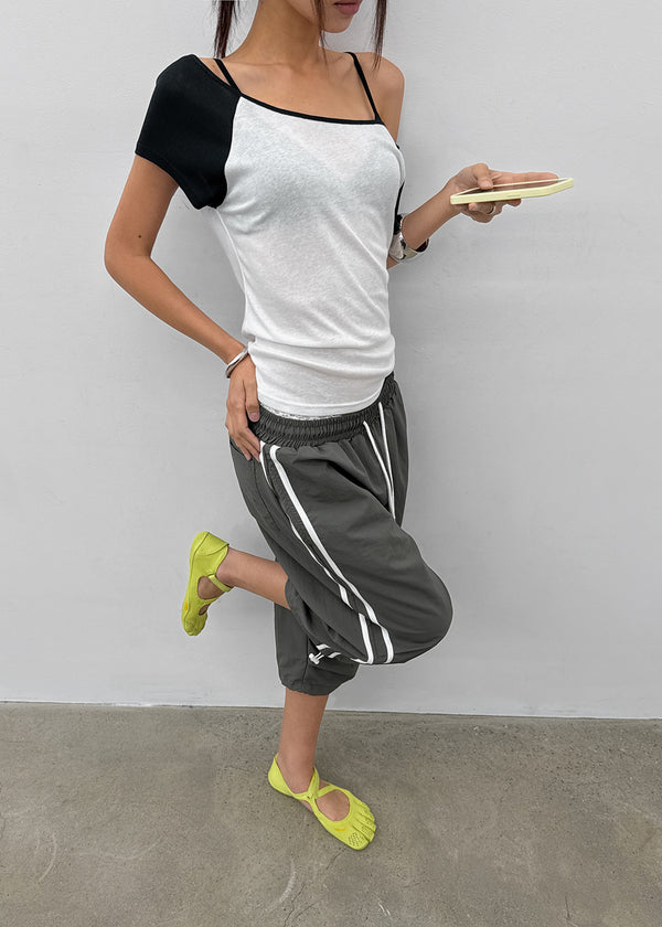 (UNISEX) Gaze Track Nylon Bermuda Shorts