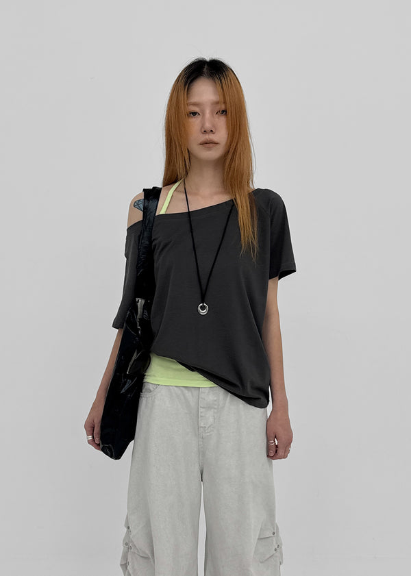 Lehita Off-shoulder Short-sleeve Tee