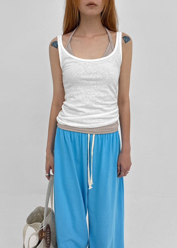 Popring Wide U-neck Sleeveless