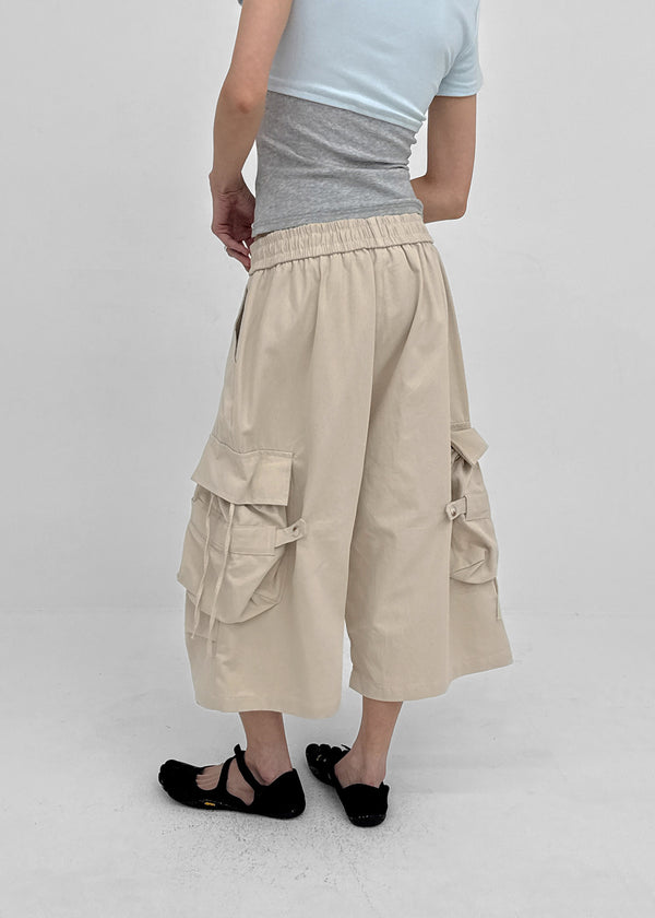 (UNISEX) Wellit Cargo Bermuda Elastic Pants