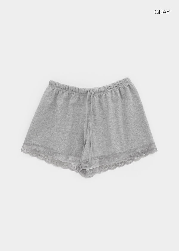 Collab Lace Elastic Shorts