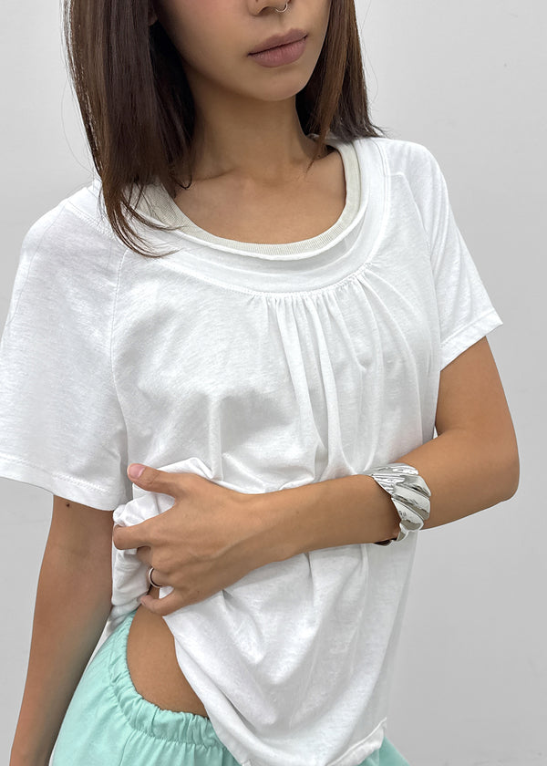 Kyouul Shirred Strap One-Shoulder Short Sleeve Tee