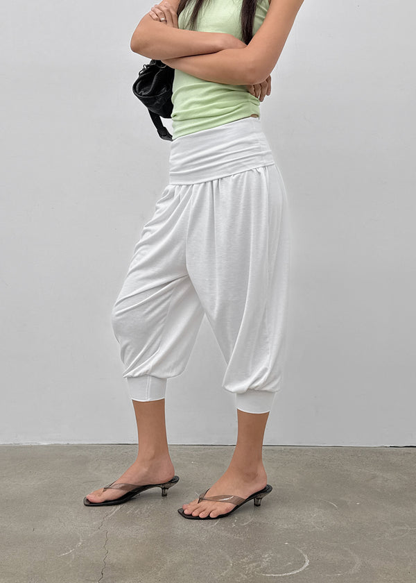 Promel Folding Aladdin Capri Pants