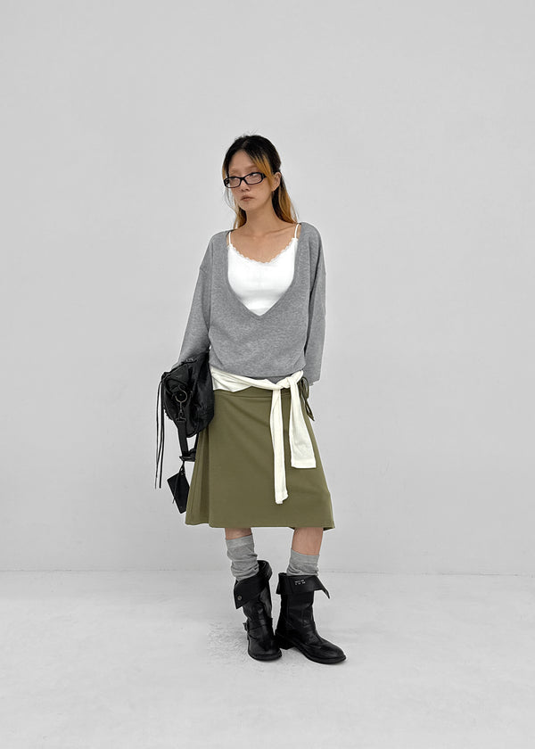 Ana-kick shirred flare midi skirt