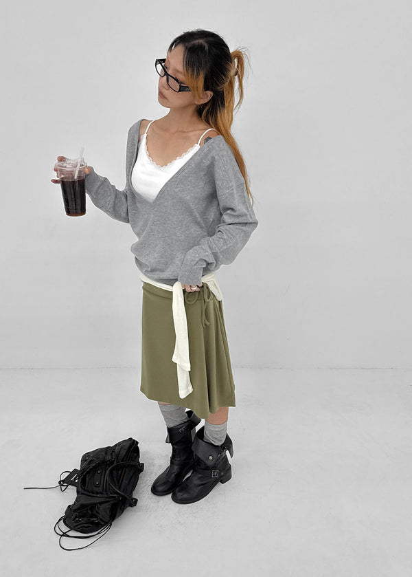 Ana-kick shirred flare midi skirt