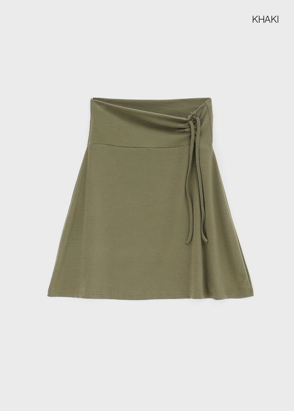 Ana-kick shirred flare midi skirt