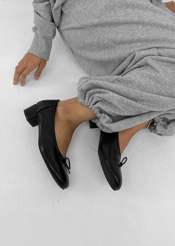 Lottie ribbon heel flat shoes