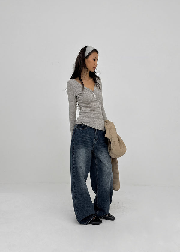Aesra V-neck Button-down Wool Long-sleeved T-shirt