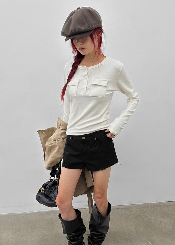 Newtin Pocket Long Sleeve Tee