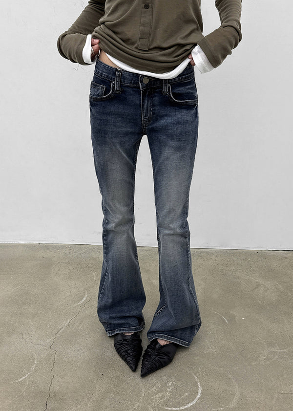 Toa Washed Bootcut Denim Pants