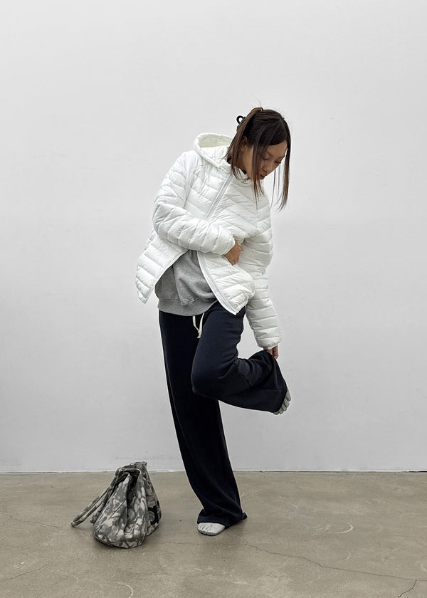 Queria Deep V Sweatshirt (Fleece-lined ver.)