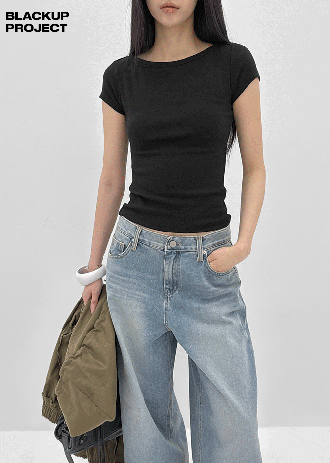 MADE] At Boat-Neck Short-Sleeve Tee – BLACKUP