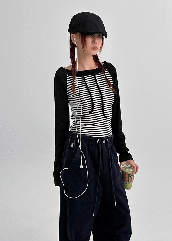 Banon Striped Off-shoulder Crop Long Sleeve T-shirt