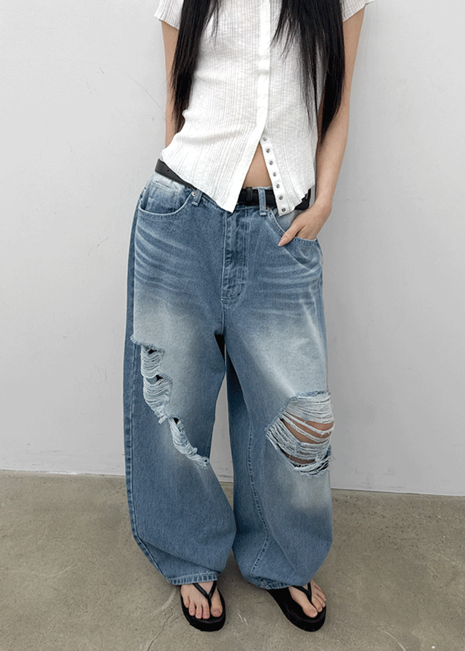 UNISEX) Wheelie Damaged Wide Denim Pants – BLACKUP