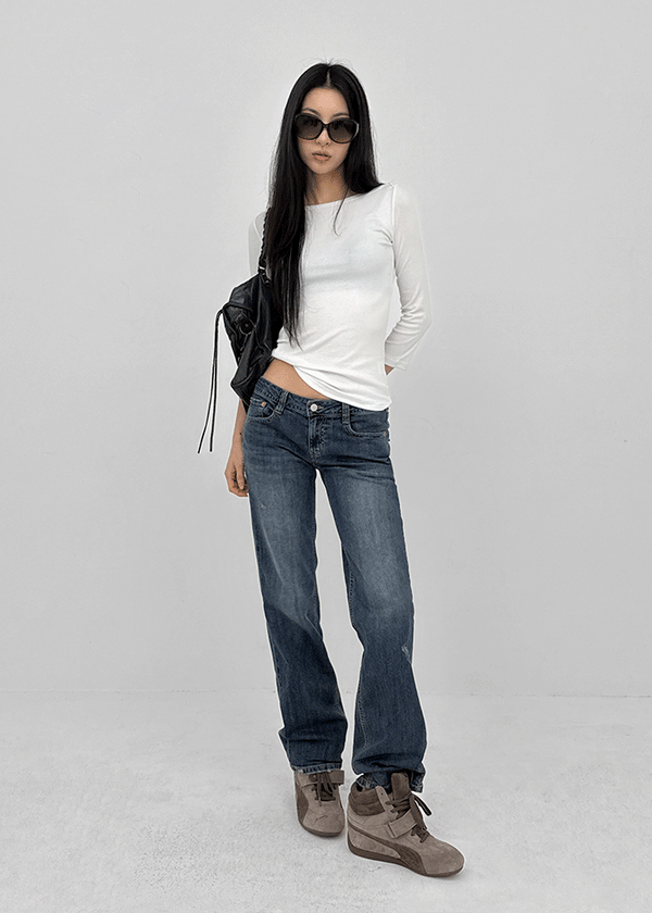 Wippole Low-waisted Straight Denim Pants