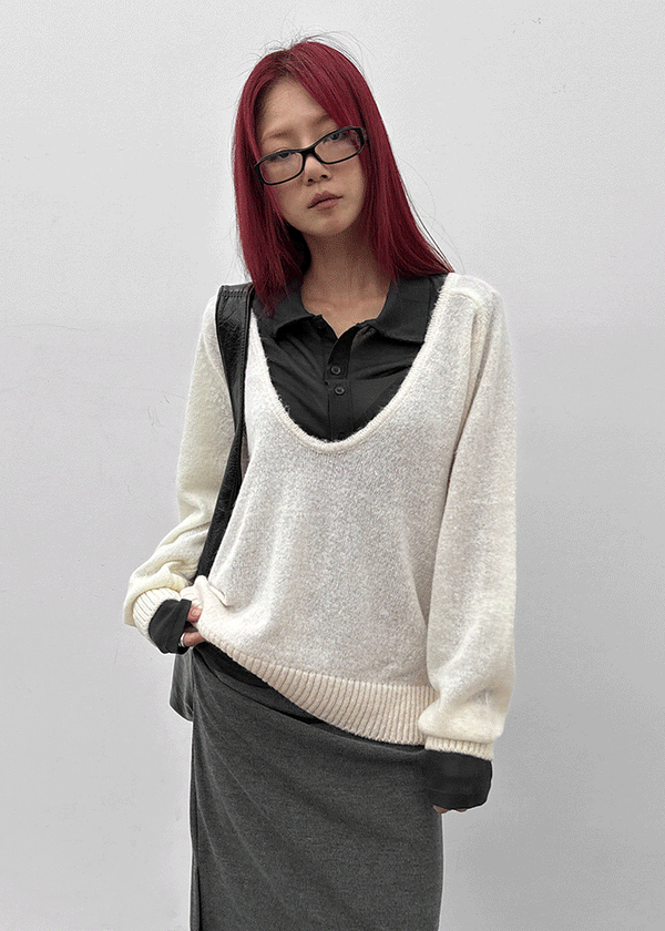 Cowlong Deep U-Neck Wool Knit