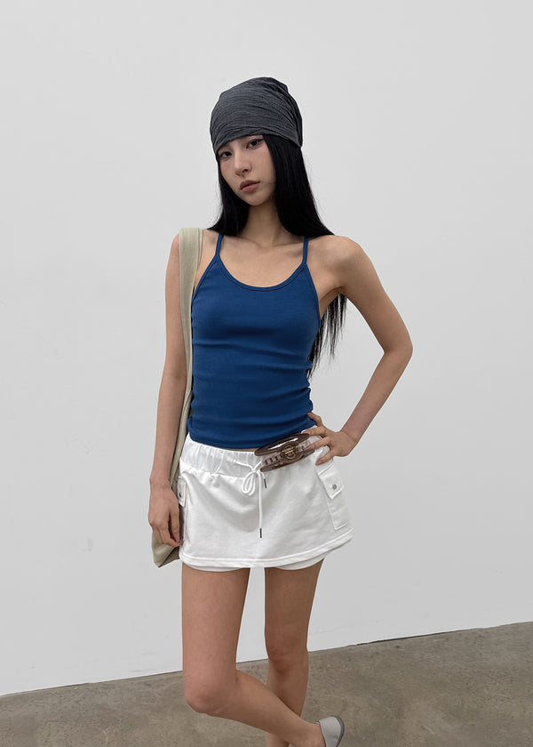 Pen-shaped Cross Strap Ribbed Halter Top