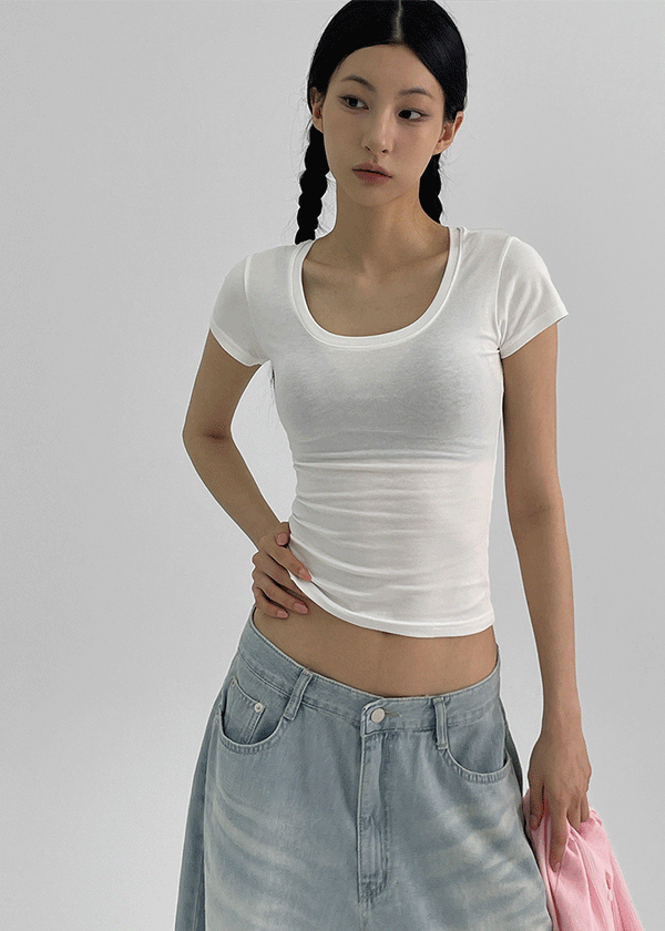 Dicuber Slim U-Neck Short Sleeve Tee