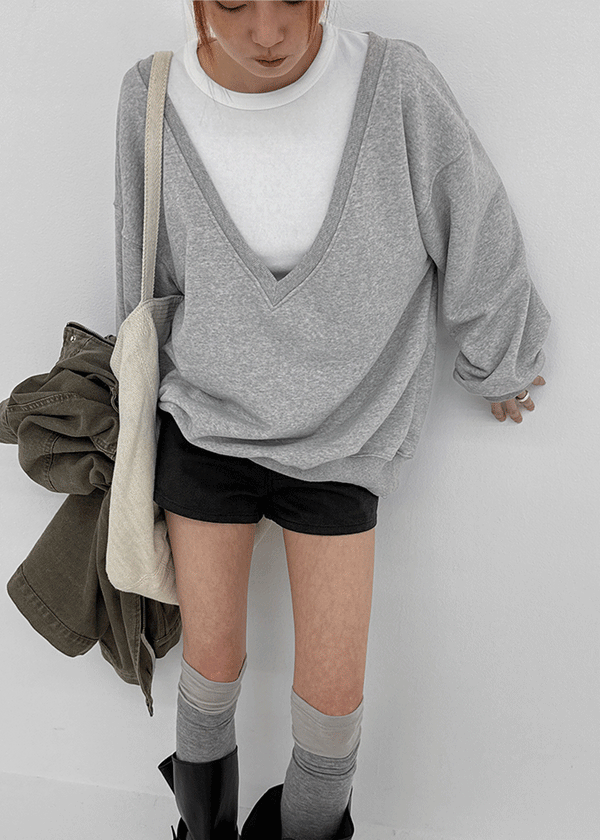 Queria Deep V Sweatshirt
