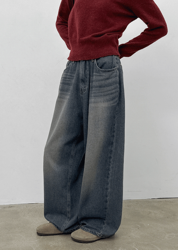 Komae Washed Fleece Wide Denim Pants