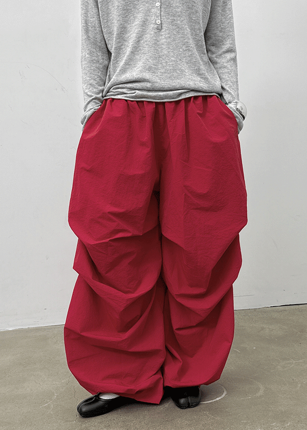 Huchee Pintuck Nylon Balloon Banding Pants