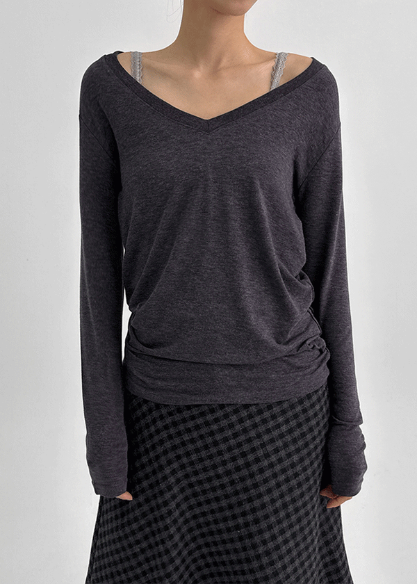 Belkir Wool V-neck Long Sleeve T-shirt