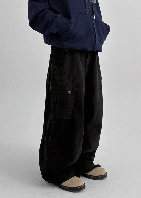 Kalti Two-way Cargo Wide Cargo Pants