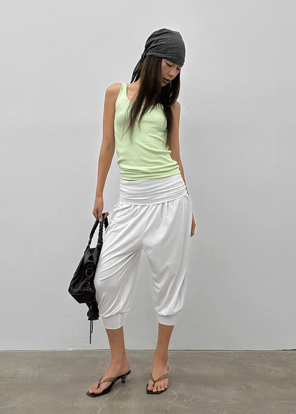Promel Folding Aladdin Capri Pants