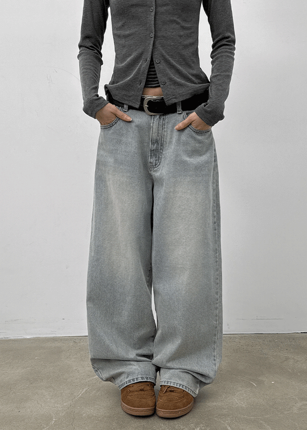 Oldera Washed Semi-wide Denim Pants