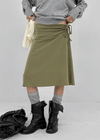 Ana-kick shirred flare midi skirt