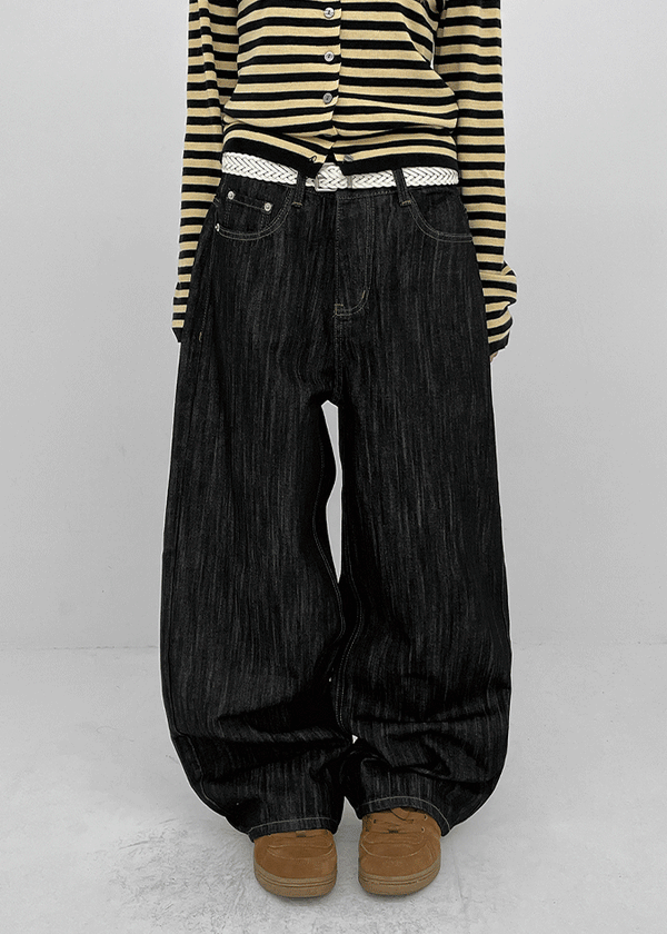 Rie Lettering Wide Raw Denim Pants