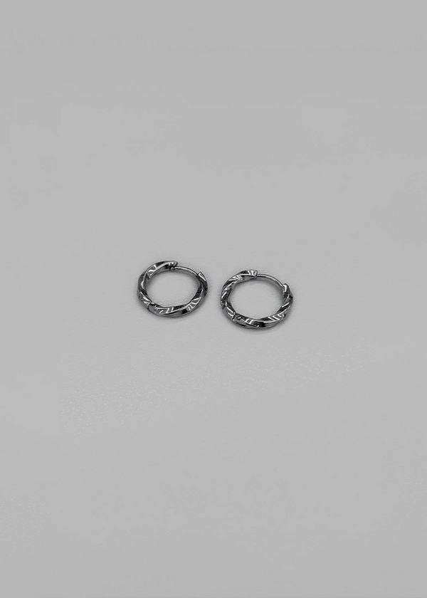 Jiro Bird Twist Ring Earrings