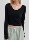 [MADE] V-Neck Extended Sleeve Cropped T-Shirt