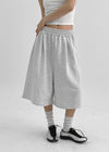 (UNISEX) Hugging Pintuck Bermuda Banding Pants