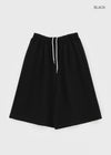 (UNISEX) Hugging Pintuck Bermuda Banding Pants