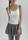 Doelt Henry Neck Lace Sleeveless (Built-in Cap)