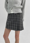 [MADE] Delo Check Pleated Mini Skirt Pants