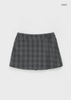 [MADE] Delo Check Pleated Mini Skirt Pants