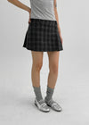 [MADE] Delo Check Pleated Mini Skirt Pants