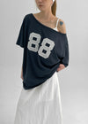 Naichu Number Loose Fit Off-Shoulder Short Sleeve Tee